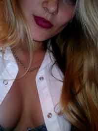 lonely horny female to meet in Hamilton City